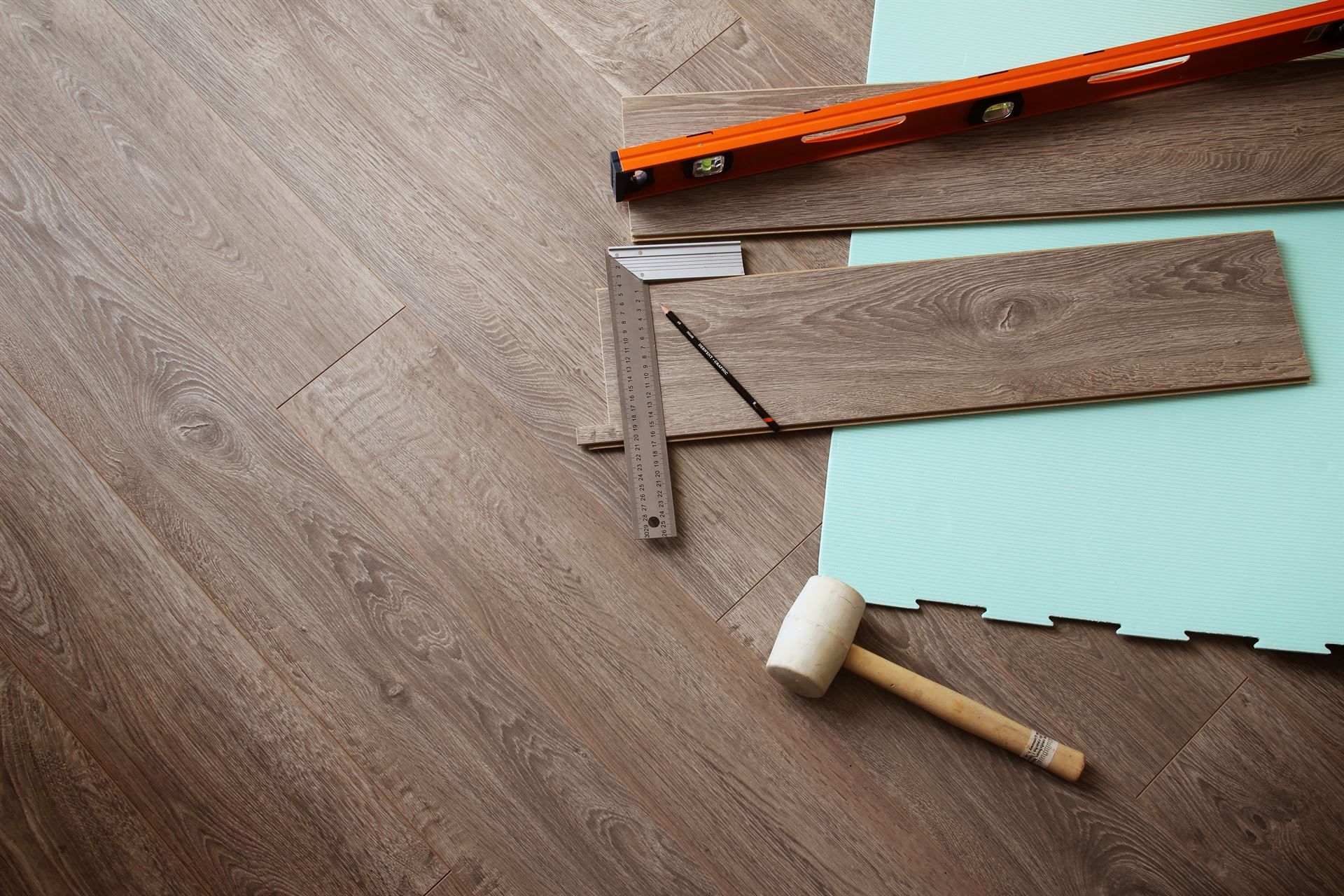 Transformation intérieure avec la pose de parquet près de Soultz-sous-Forêts